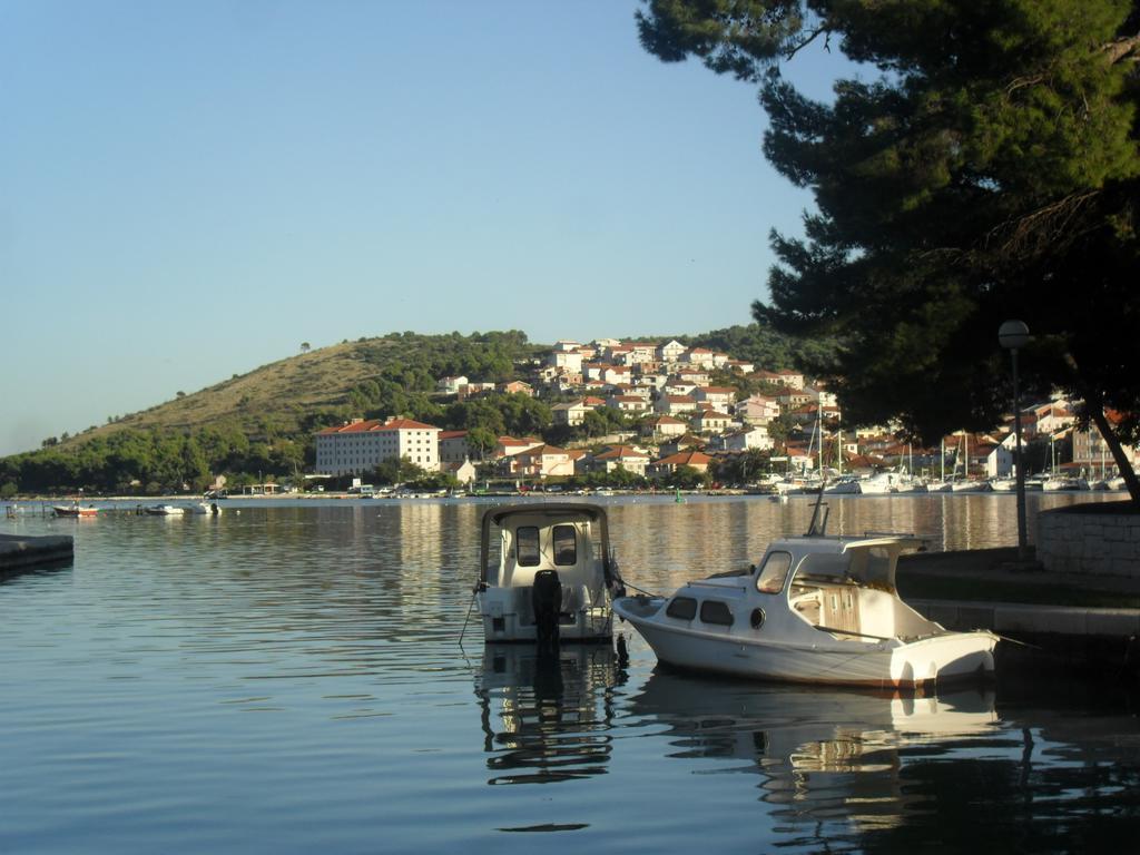 Primasrima Apartments Vodice Eksteriør bilde