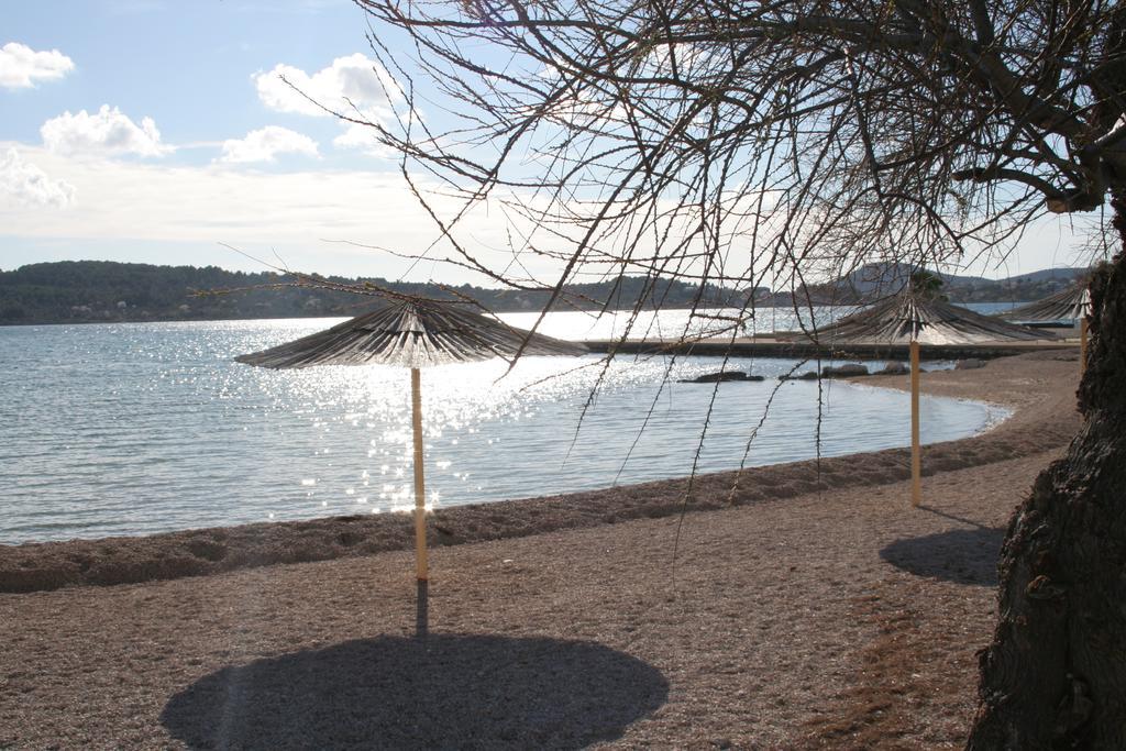 Primasrima Apartments Vodice Eksteriør bilde